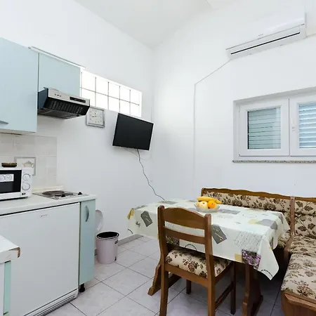 Anica J Apartamento *