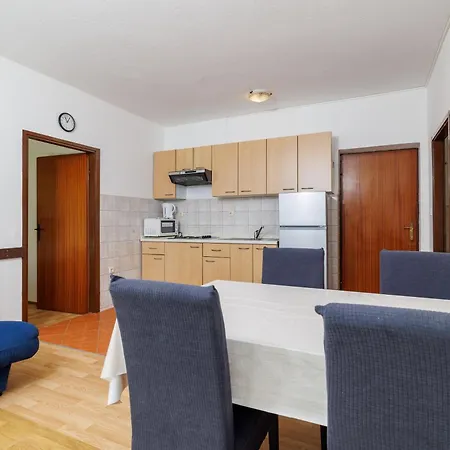 Anica J Appartement *
