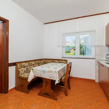 Anica J Appartement *