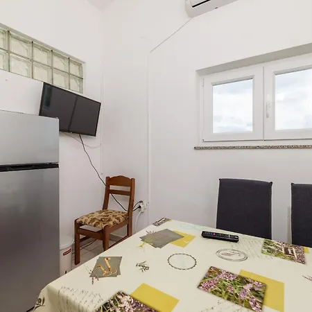 Appartement Anica J Lopar