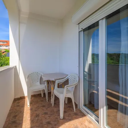 Anica J Appartement