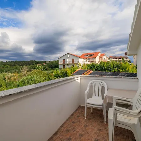 Anica J Appartement